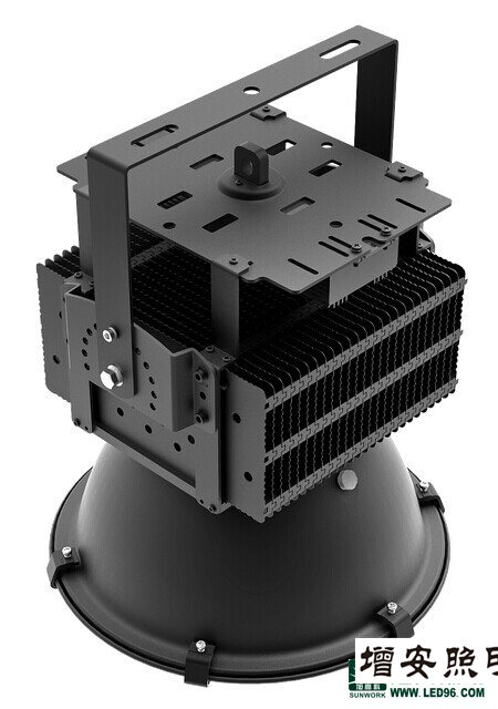 高端SWK205高效LED工礦燈，LED工廠燈廠家直銷，LED節(jié)能燈體育場(chǎng)館